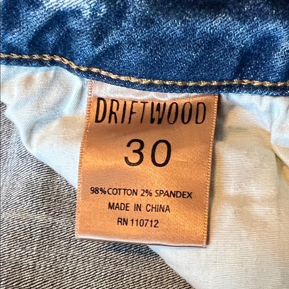 DRIFTWOOD Classic Fit Jeans with peach Floral Embroidery, EUC, 30 - Picture 6 of 12